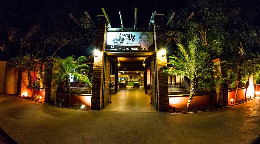 Frente do Restaurante Villa da Vó, um dos melhores restaurantes em Olímpia