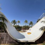 Asa Delta, uma das atrações do Hot Beach Olímpia, durante um dia ensolarado e com temperatura alta