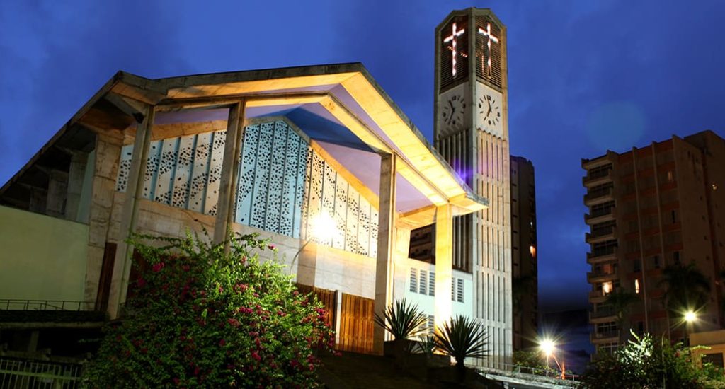 Catedral da Matriz como uma dica do que fazer em Olímpia à noite
