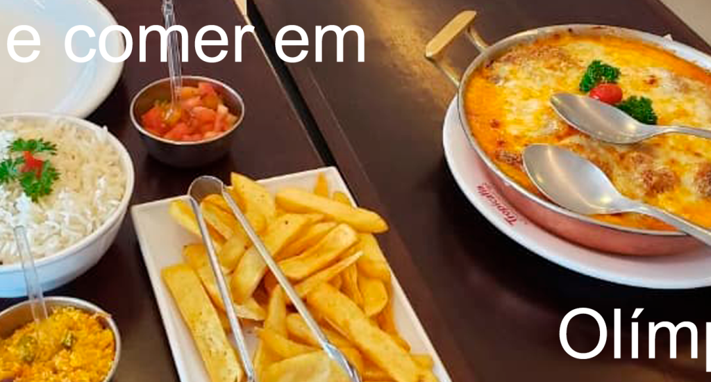 Pratos de comida sobre a mesa de quem já sabe onde comer em Olímpia e levou a família toda